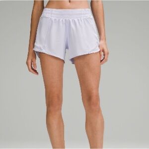 LULULEMON Hotty Hot Low-Rise Shorts 4"